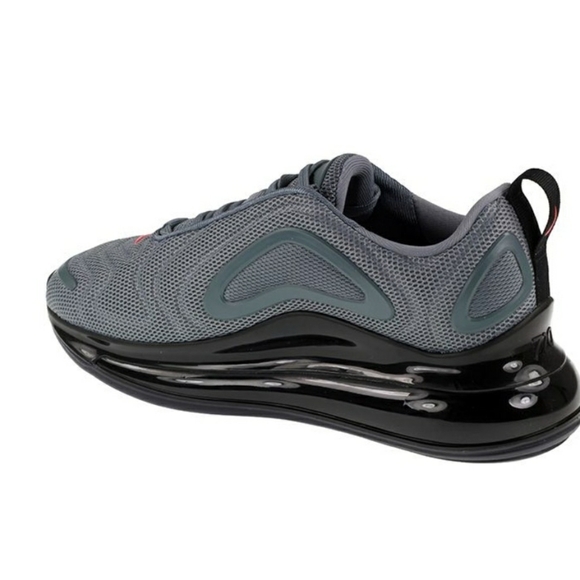 NIKE AIR MAX 720  limited edition - Picture 3 of 9